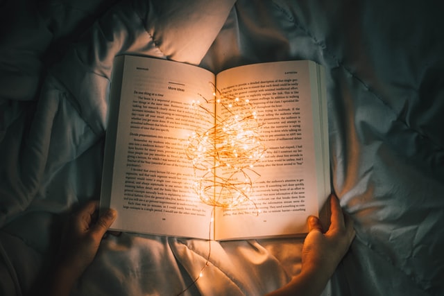 STORY-BASED STRATEGY MEETS GROWTH MARKETING TACTICS: A MISSED CONNECTION?